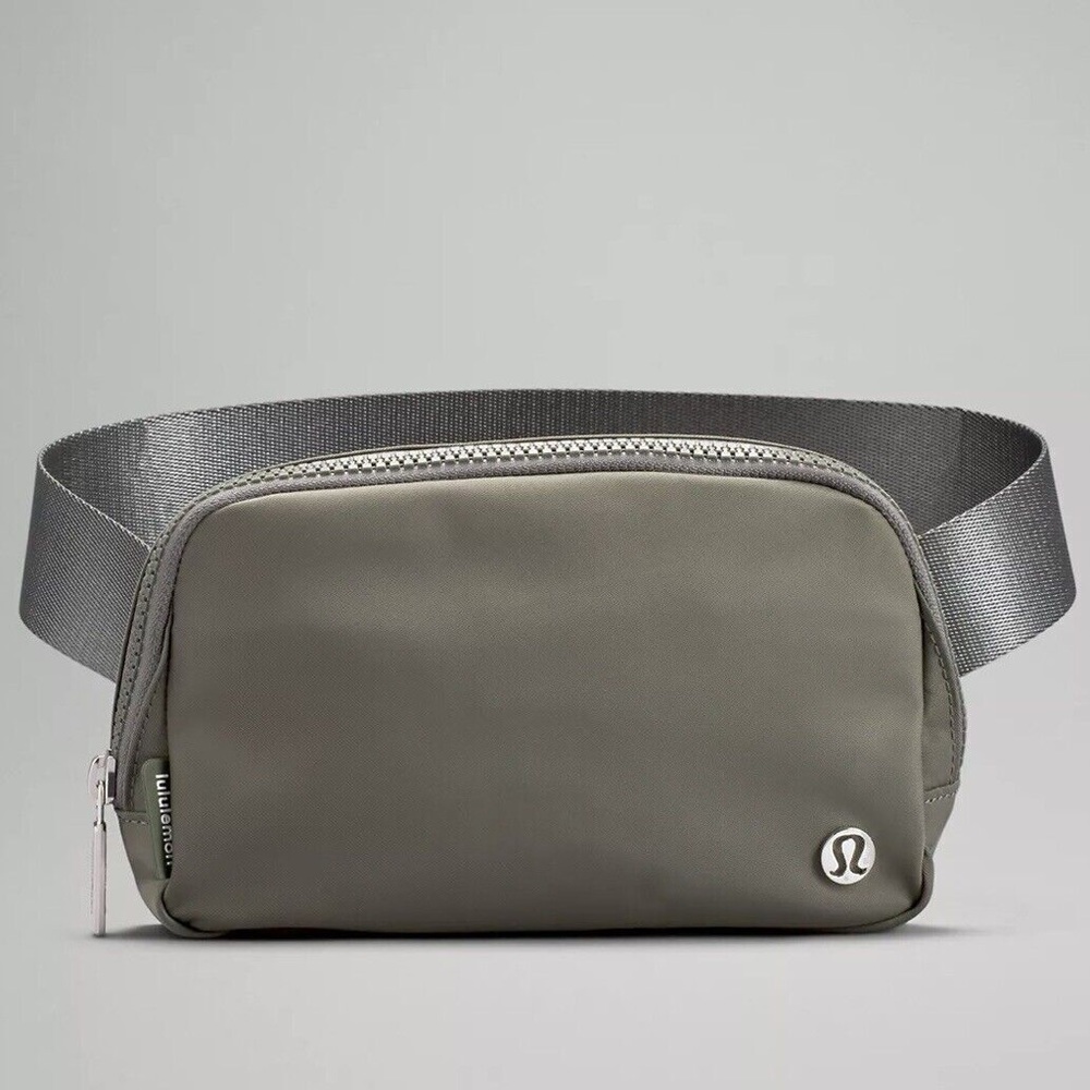 Lululemon belt bag